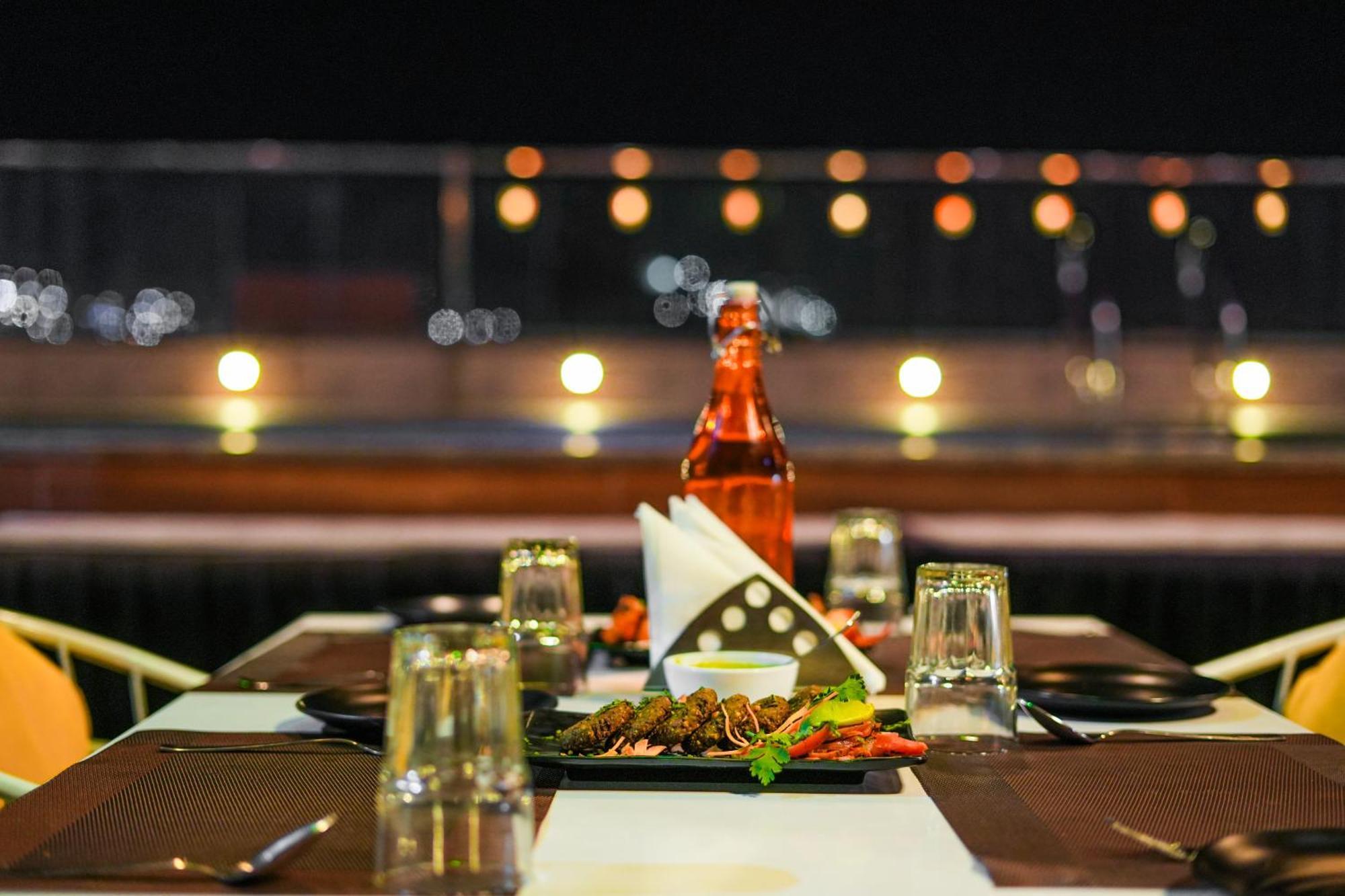 Pax Grand Blue 3 Min Walk From Railway Station 4* Udaipur