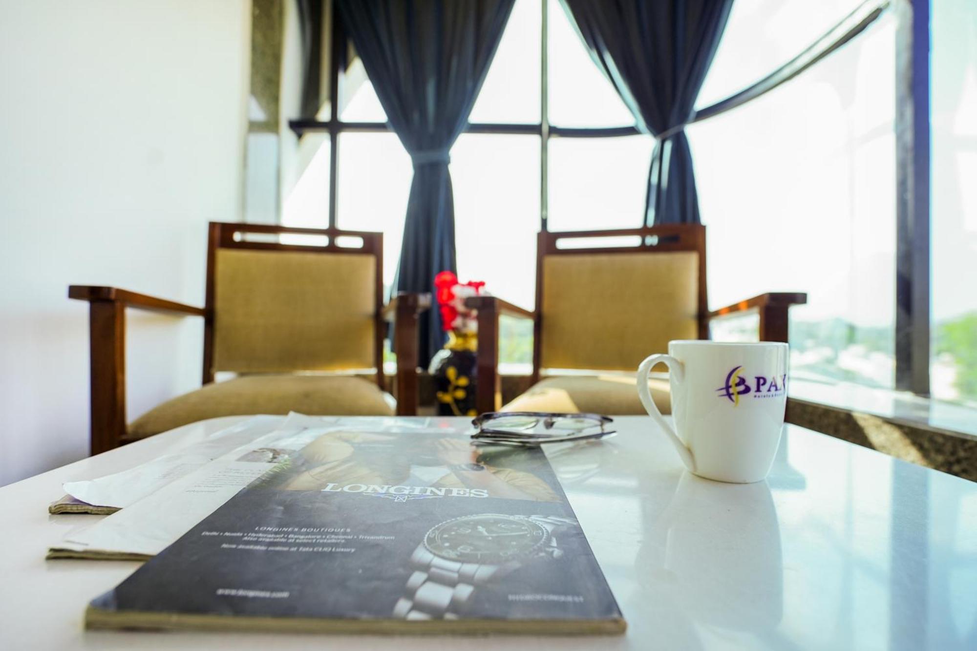 Pax Grand Blue 3 Min Walk From Railway Station Hotel Udaipur
