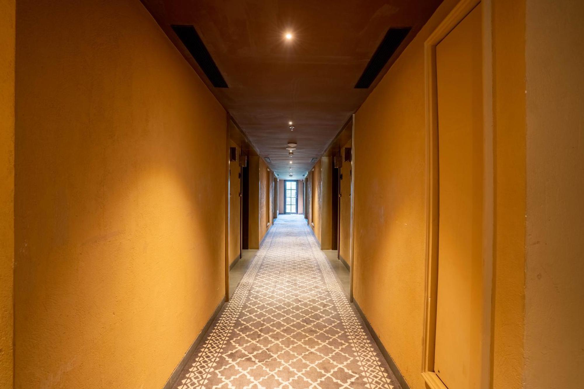 Historia Royal Hotel 4*