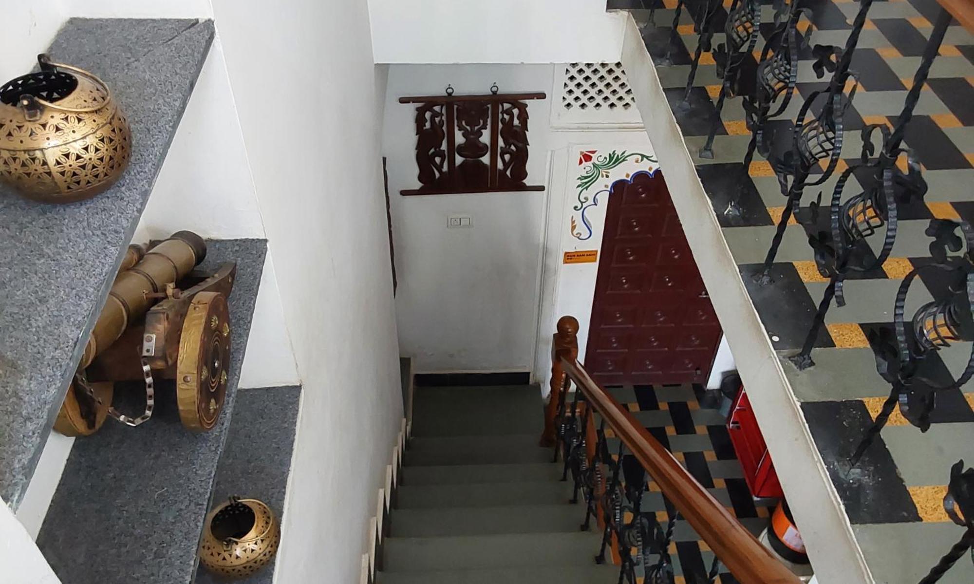 Raahi Backpacker's Hostel