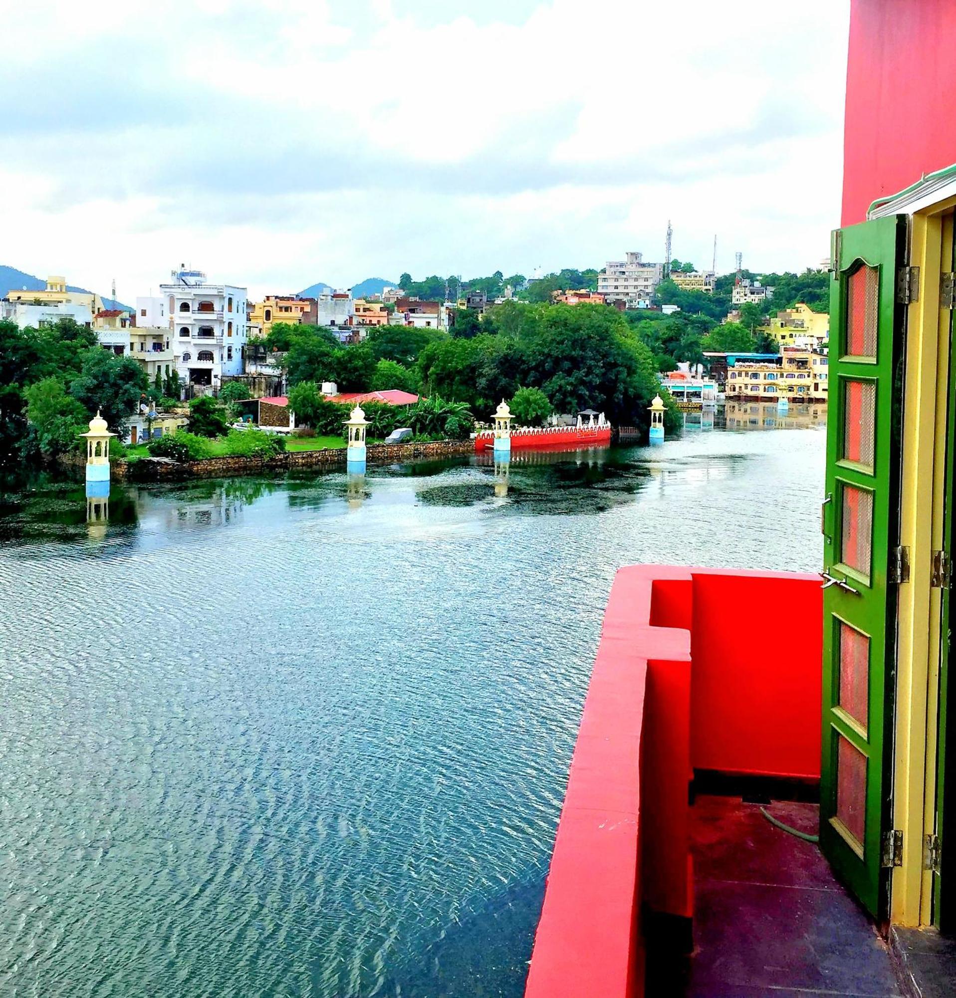 Oolala - Your House In The Center Of Homestay Udaipur