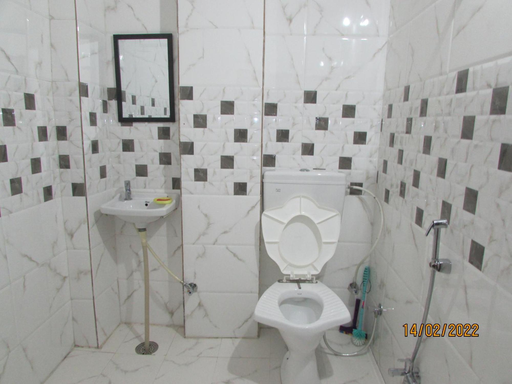 Ashish Guest House, Goverdhan *