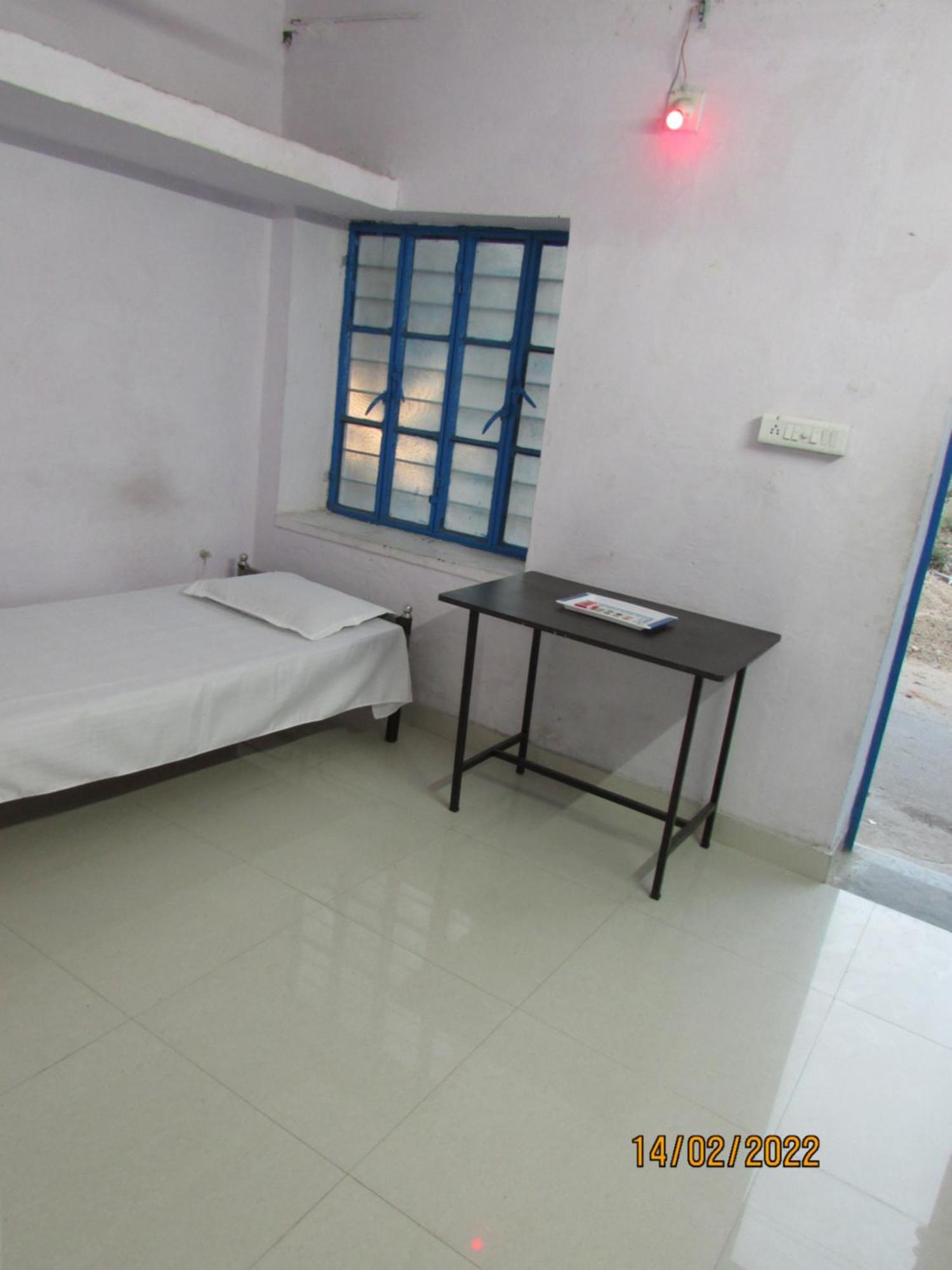 Ashish Guest House, Goverdhan * Udaipur