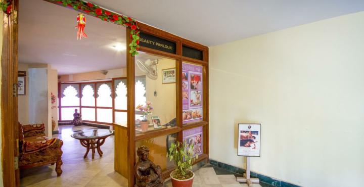 Vishnupriya Hotel