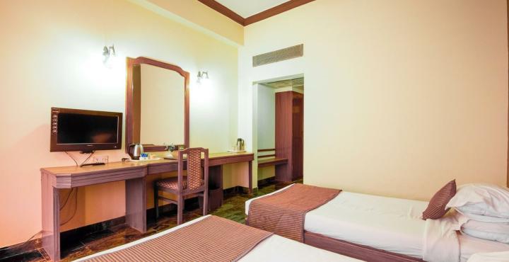 Hotel Vishnupriya 3*