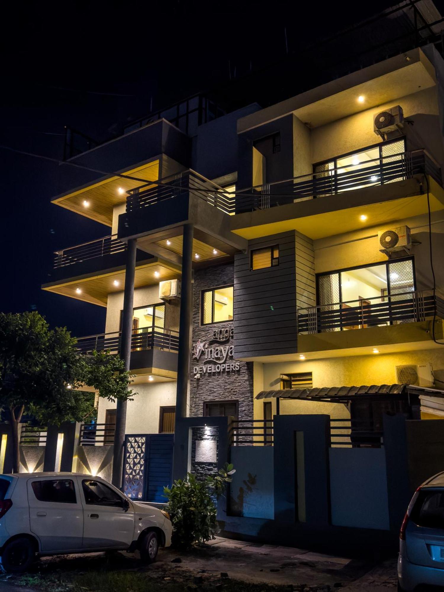 Hillcrest Palace