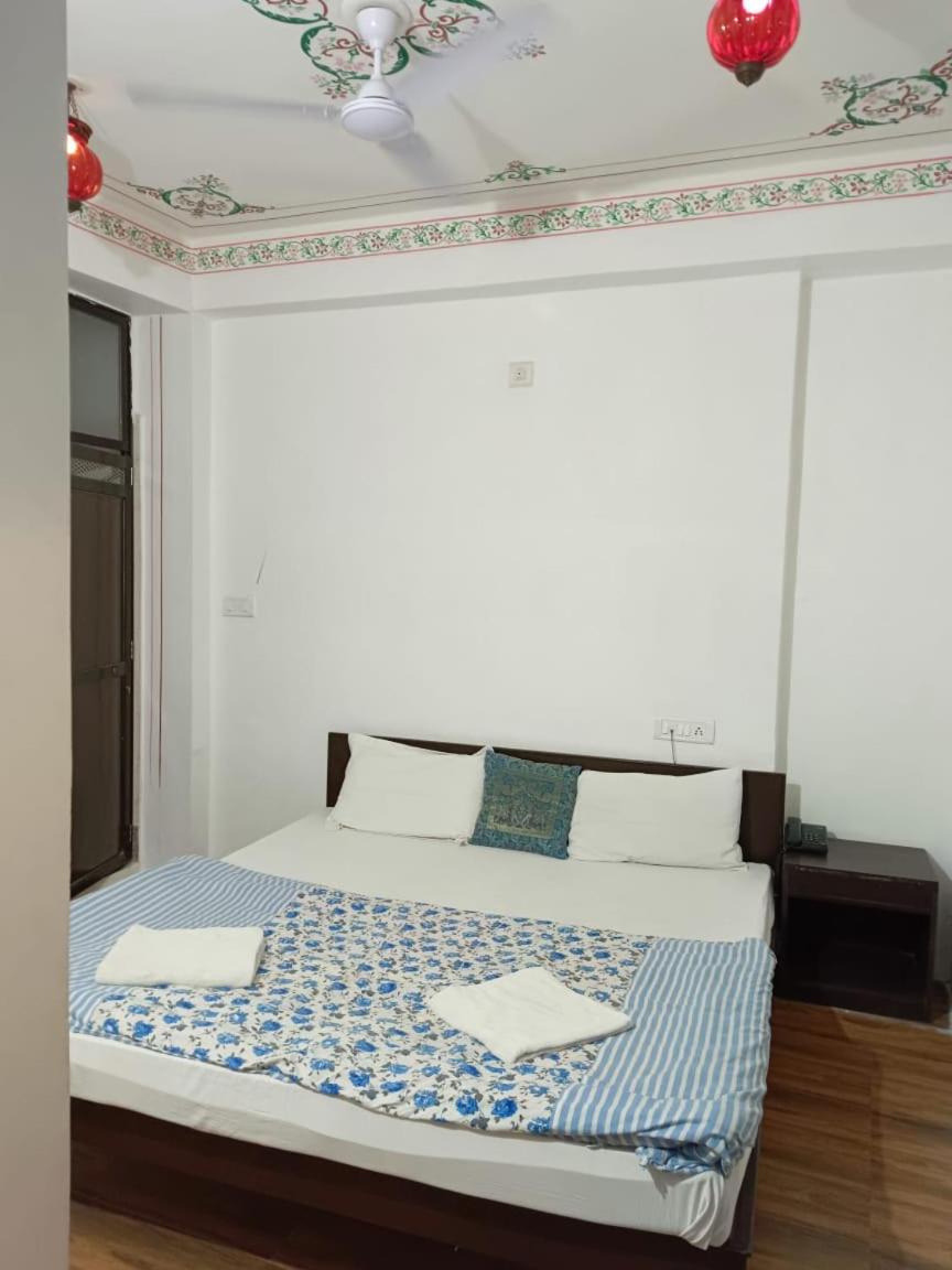 Guest house The Royal View Udaipur