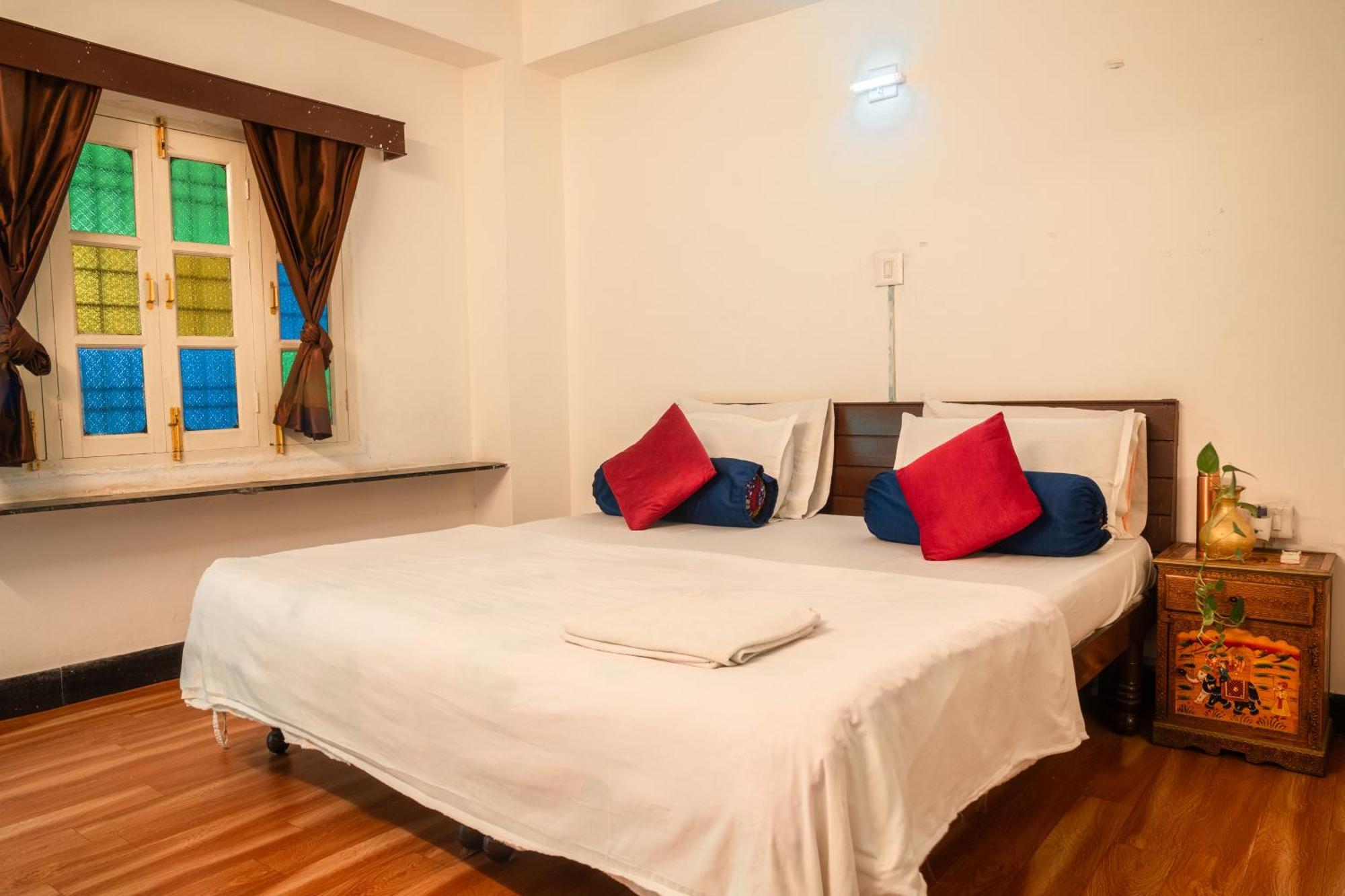 Dreamyard Hostel *