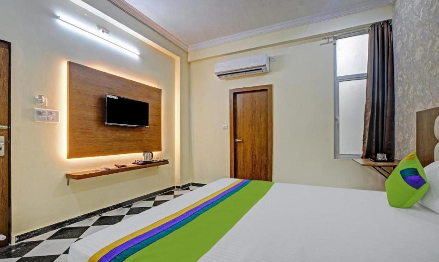 Vishvam Residency Hotel
