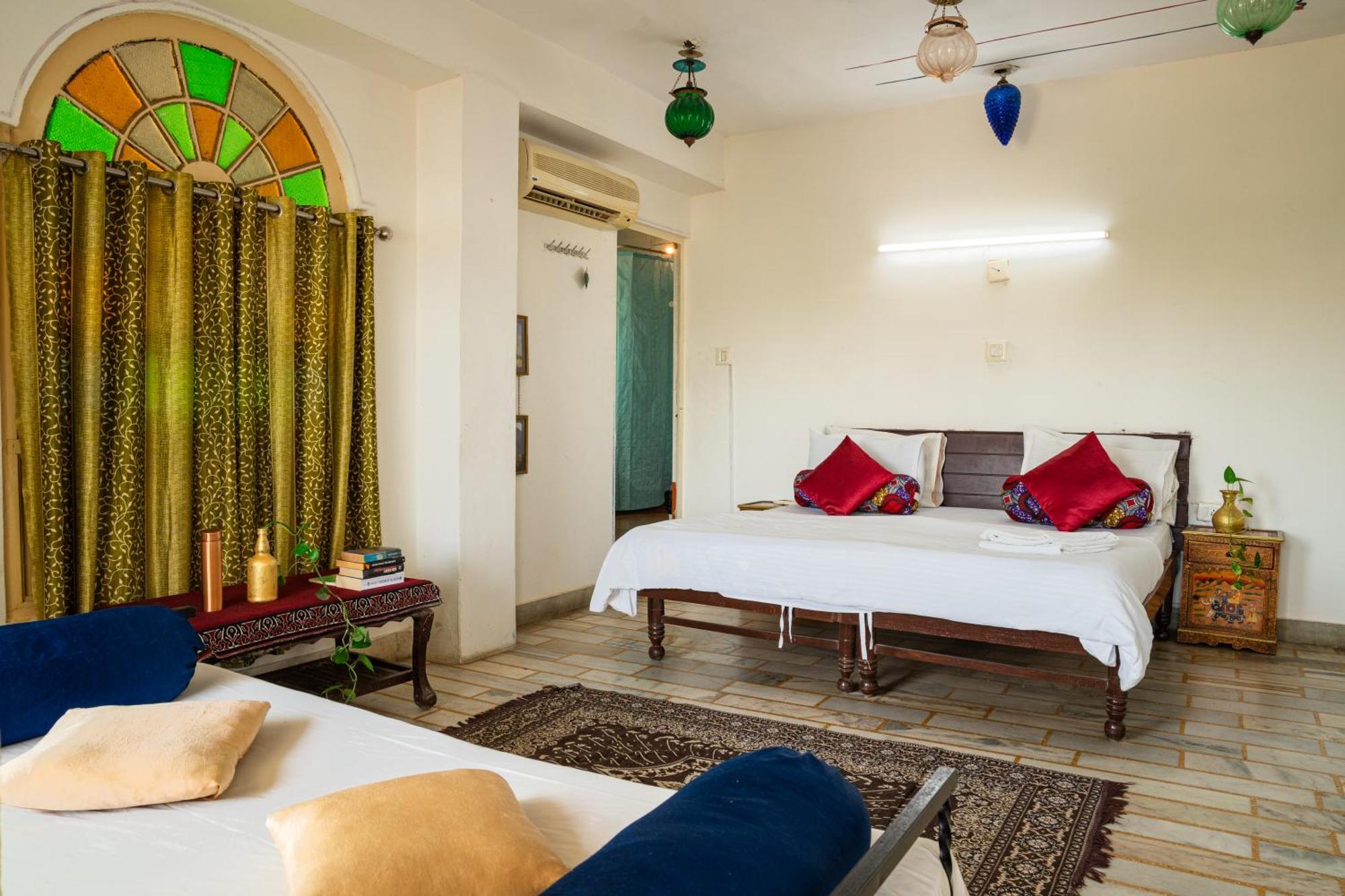 Dreamyard Hostel *