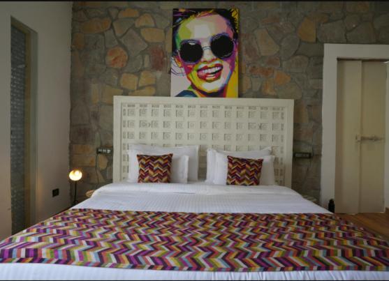 Villa Parijat Private Pool 1, 2 And 3 Bhk *