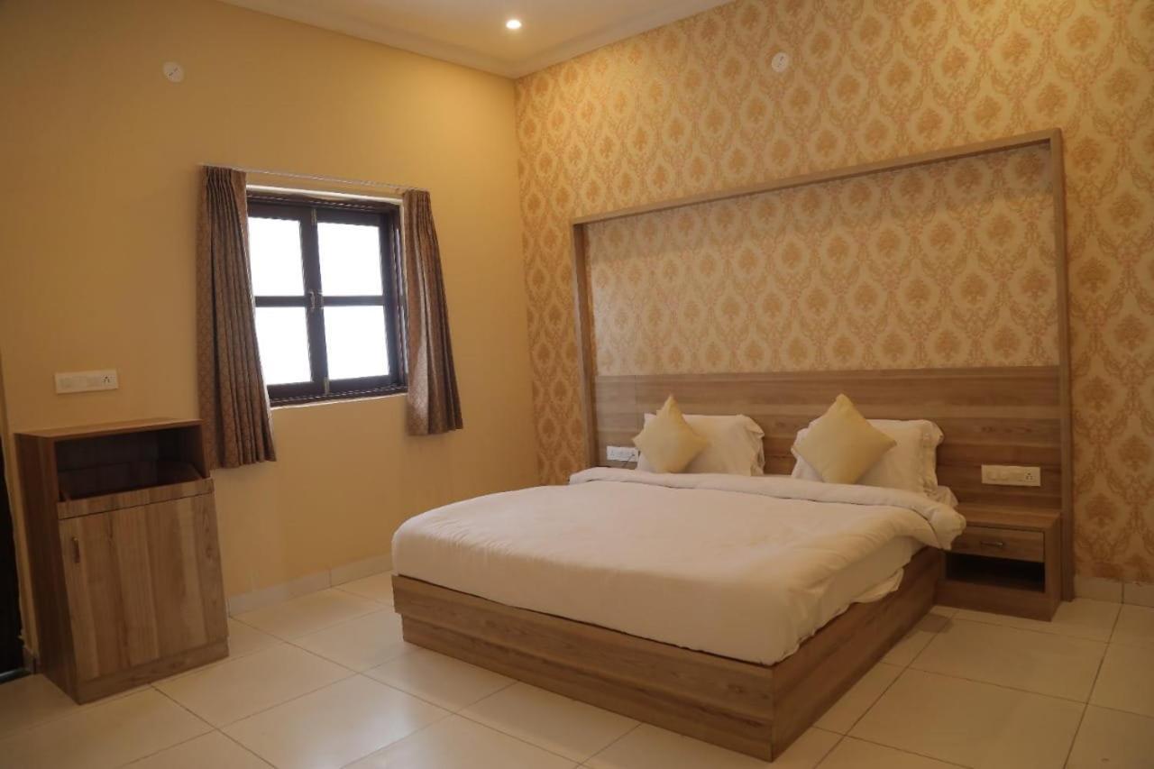 Resort Keshav Udaipur
