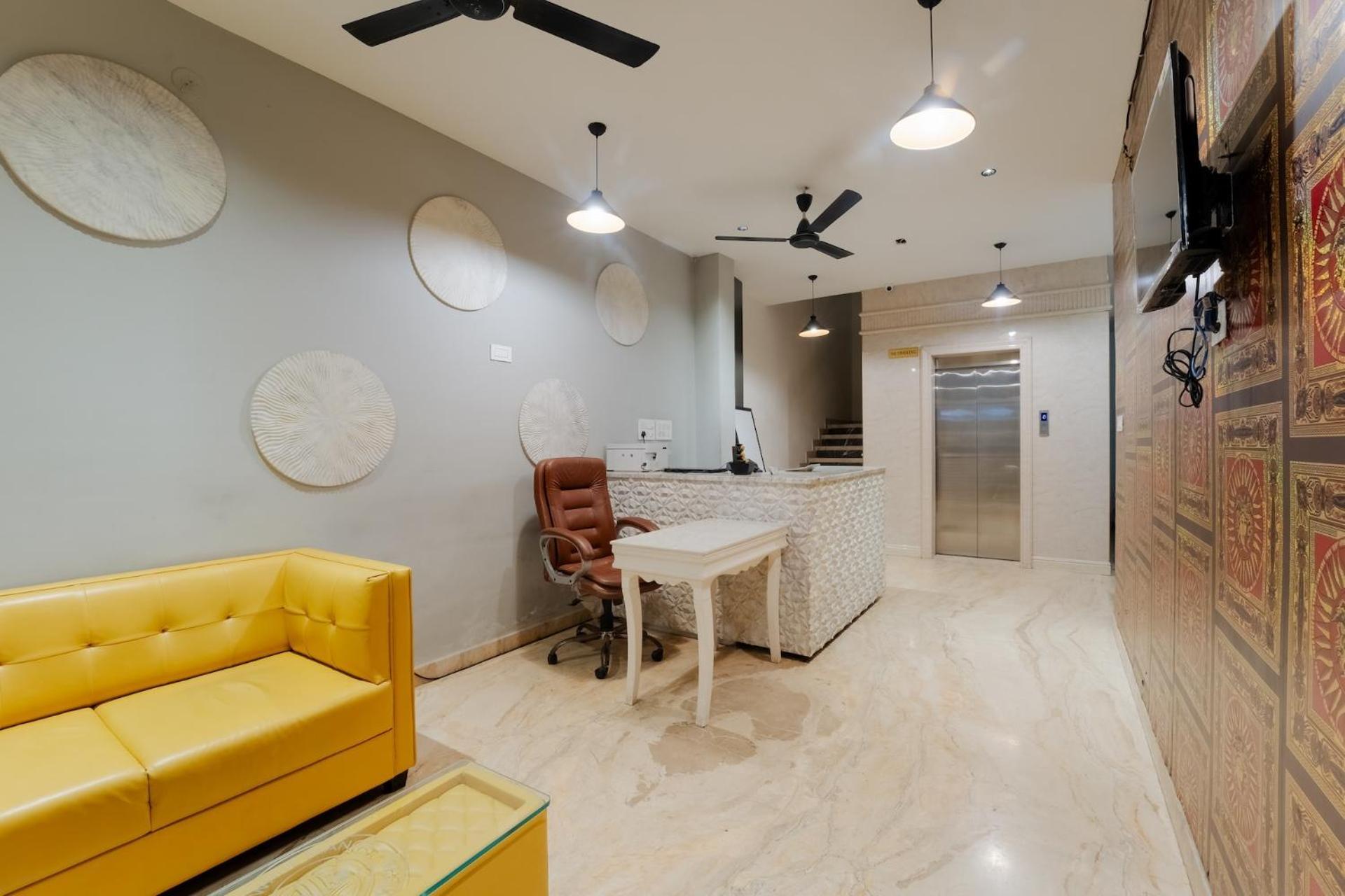 Tripli White Manor 3*