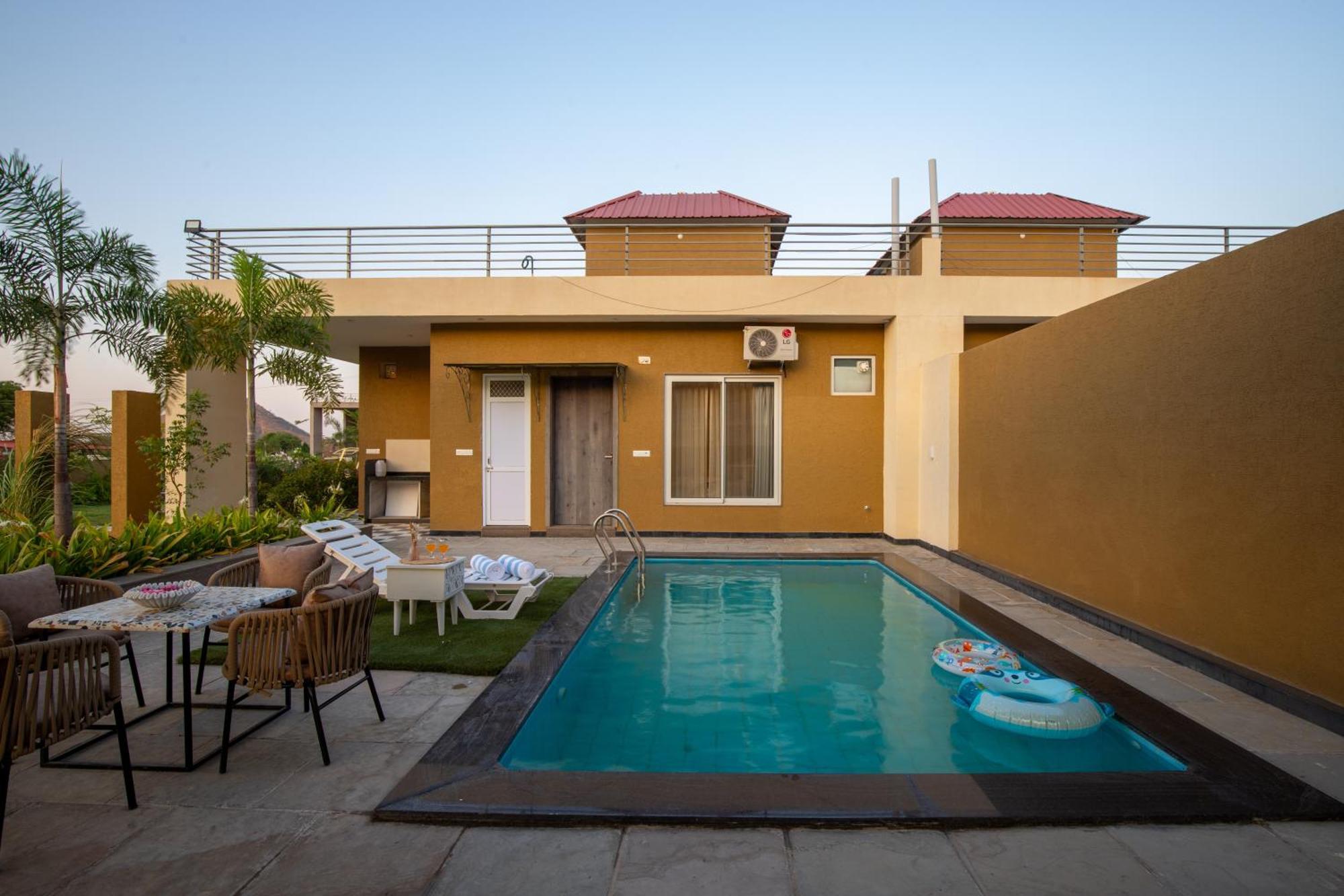 Elivaas 2 Bhk Pet Friendly With Pvt Pool - Heaven In Hill * Udaipur