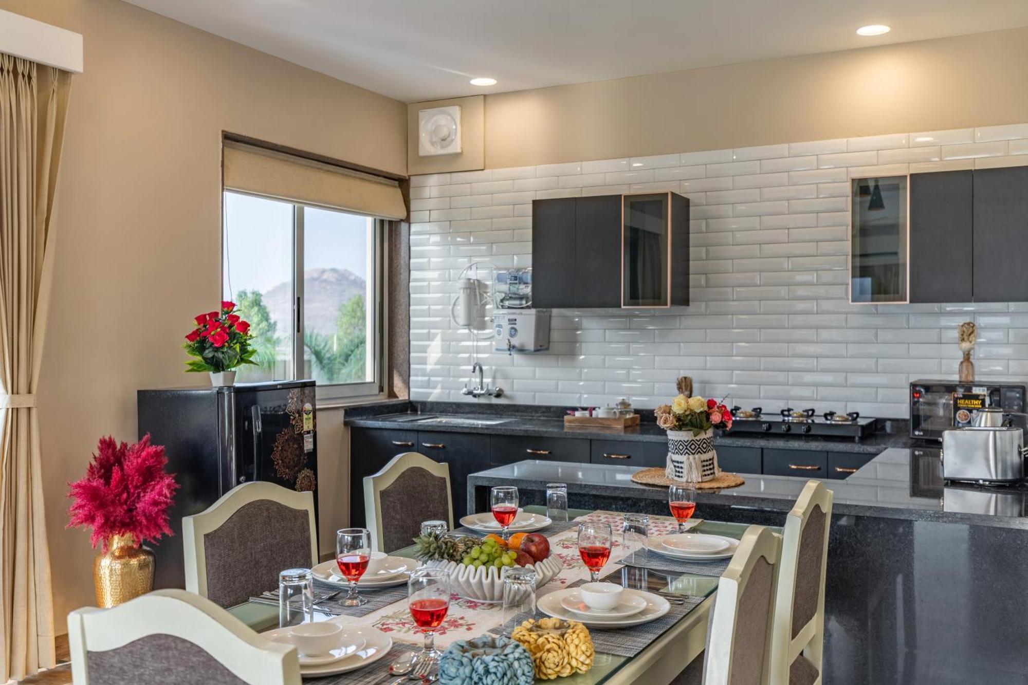 Elivaas 2 Bhk Pet Friendly With Pvt Pool - Heaven In Hill Villa