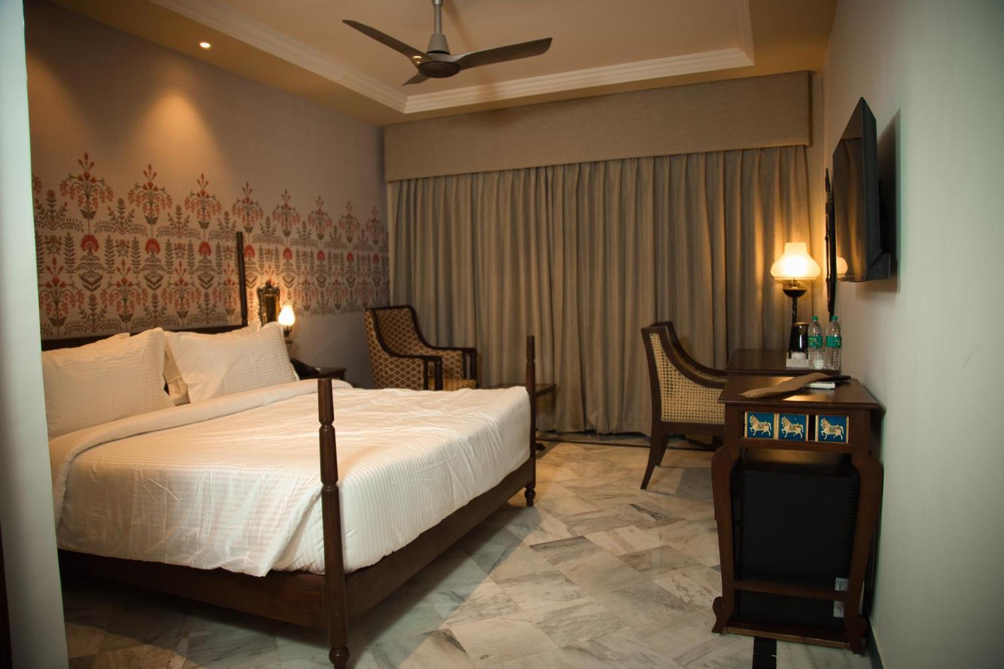 The Fern Bambora Fort, Bambora, Resort
