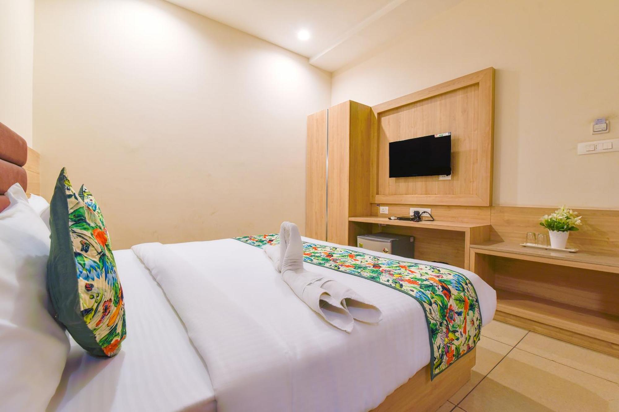 Remark Hotel 3*