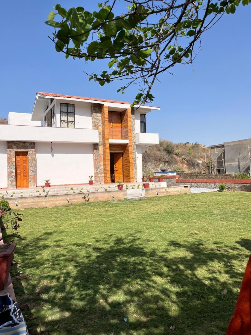 Villa Goya Hills Udaipur