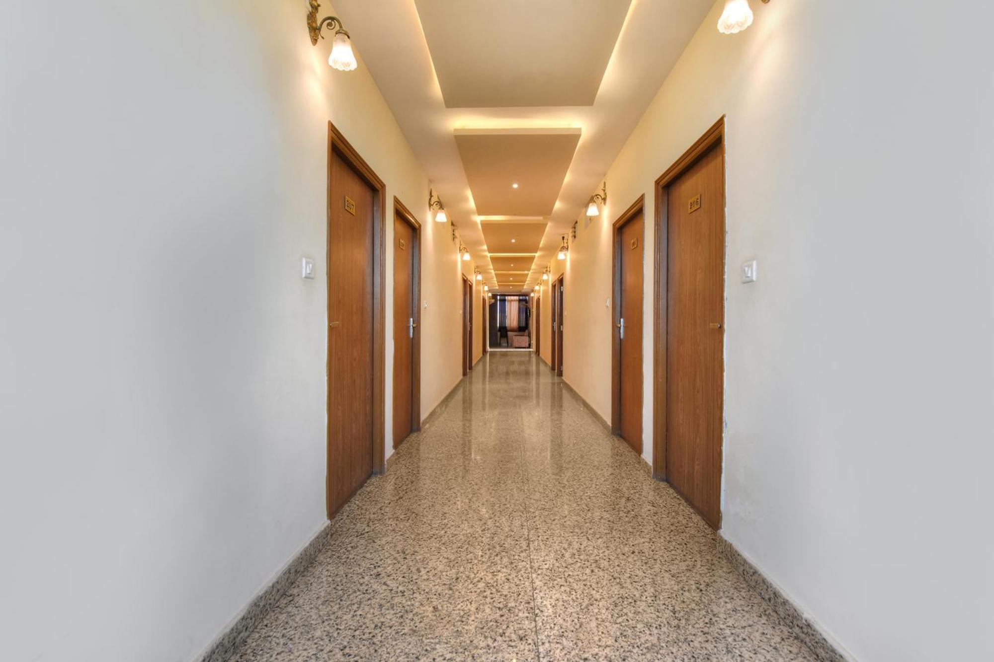 Fabhotel Lavishka Palace Udaipur