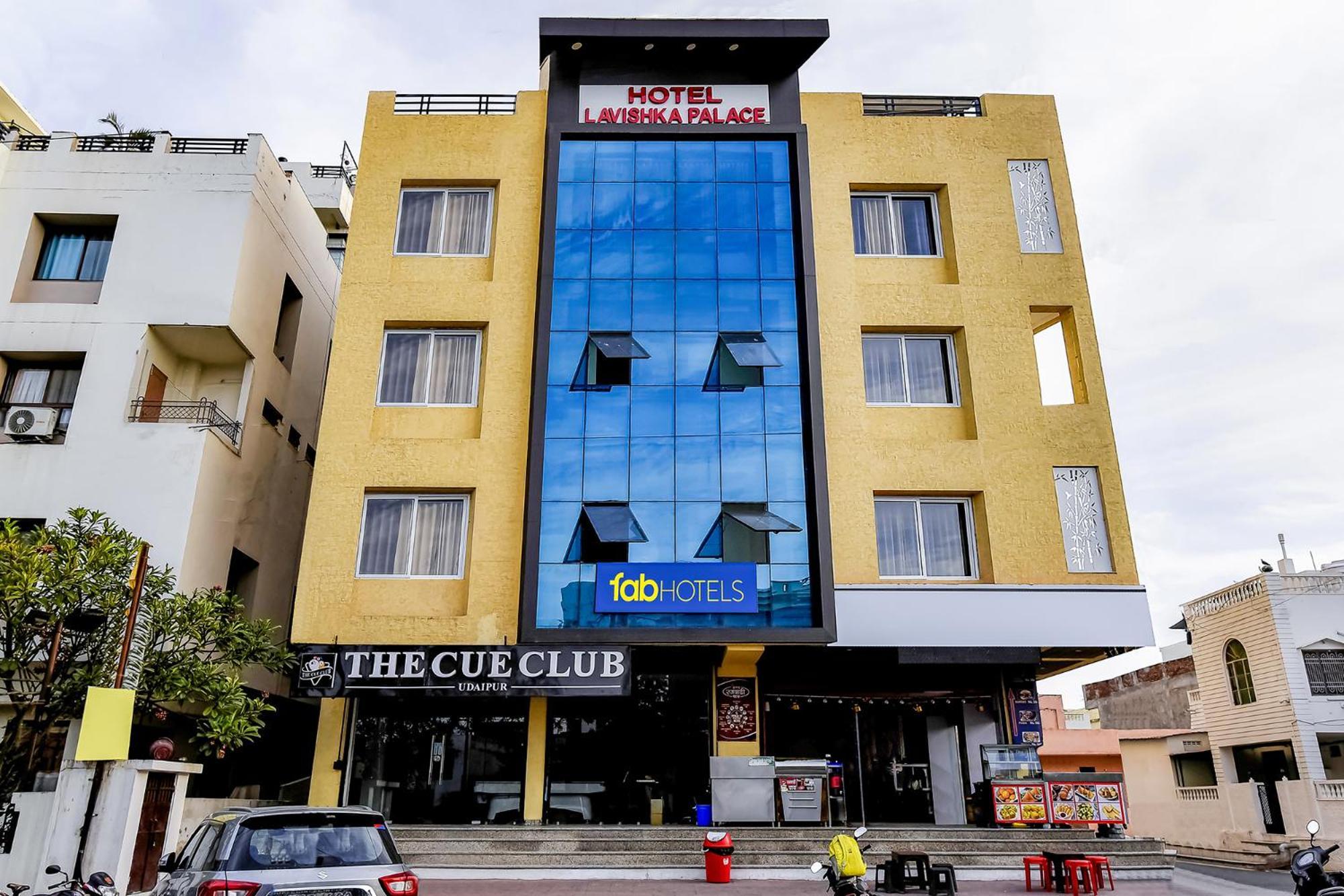 Fabhotel Lavishka Palace 3*