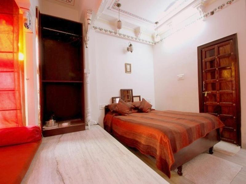 Hotel Pichola Haveli 2*