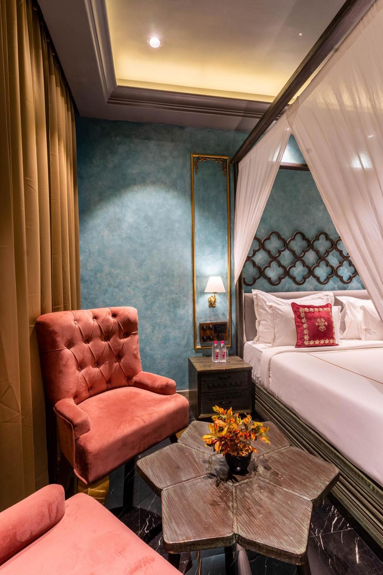 Historia Royal Hotel
