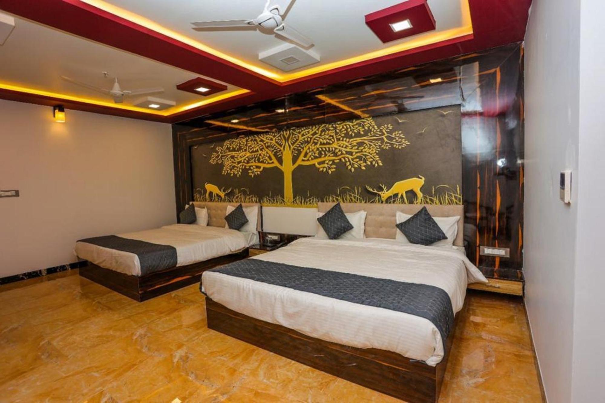 Hotel Eagle 3*