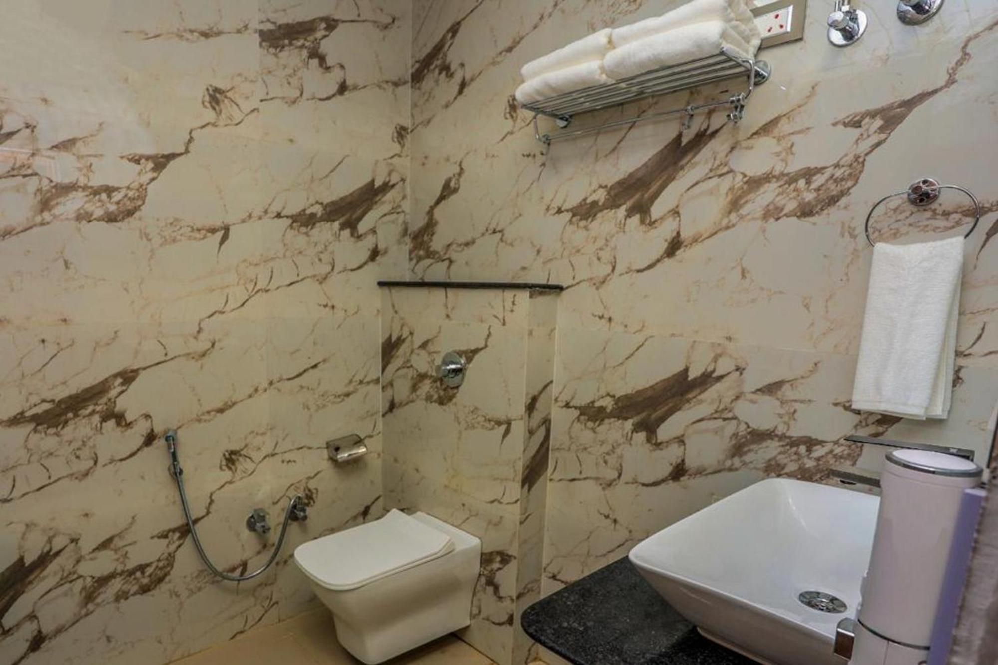 Eagle Hotel Udaipur