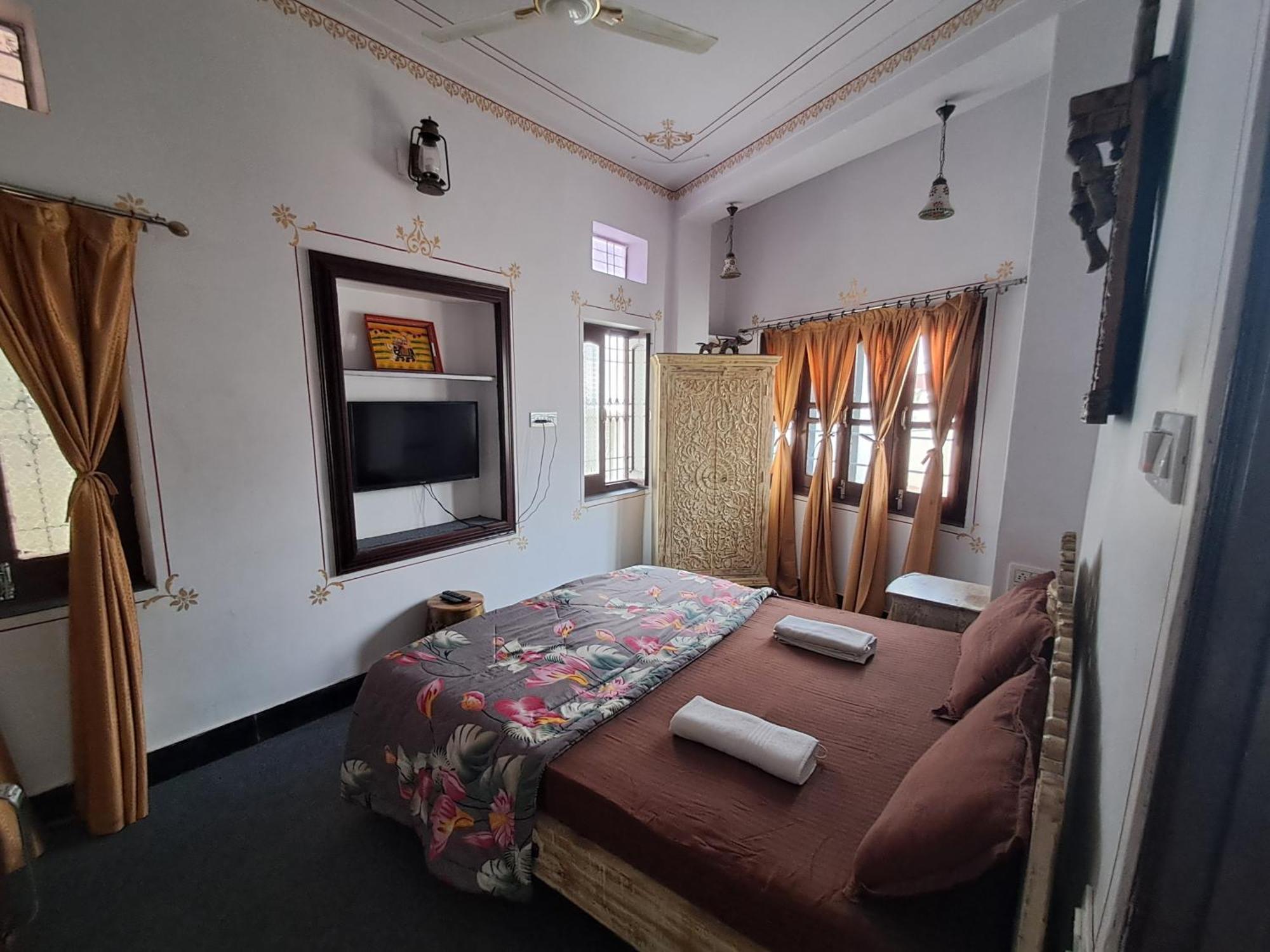 Raahi Backpacker's Udaipur