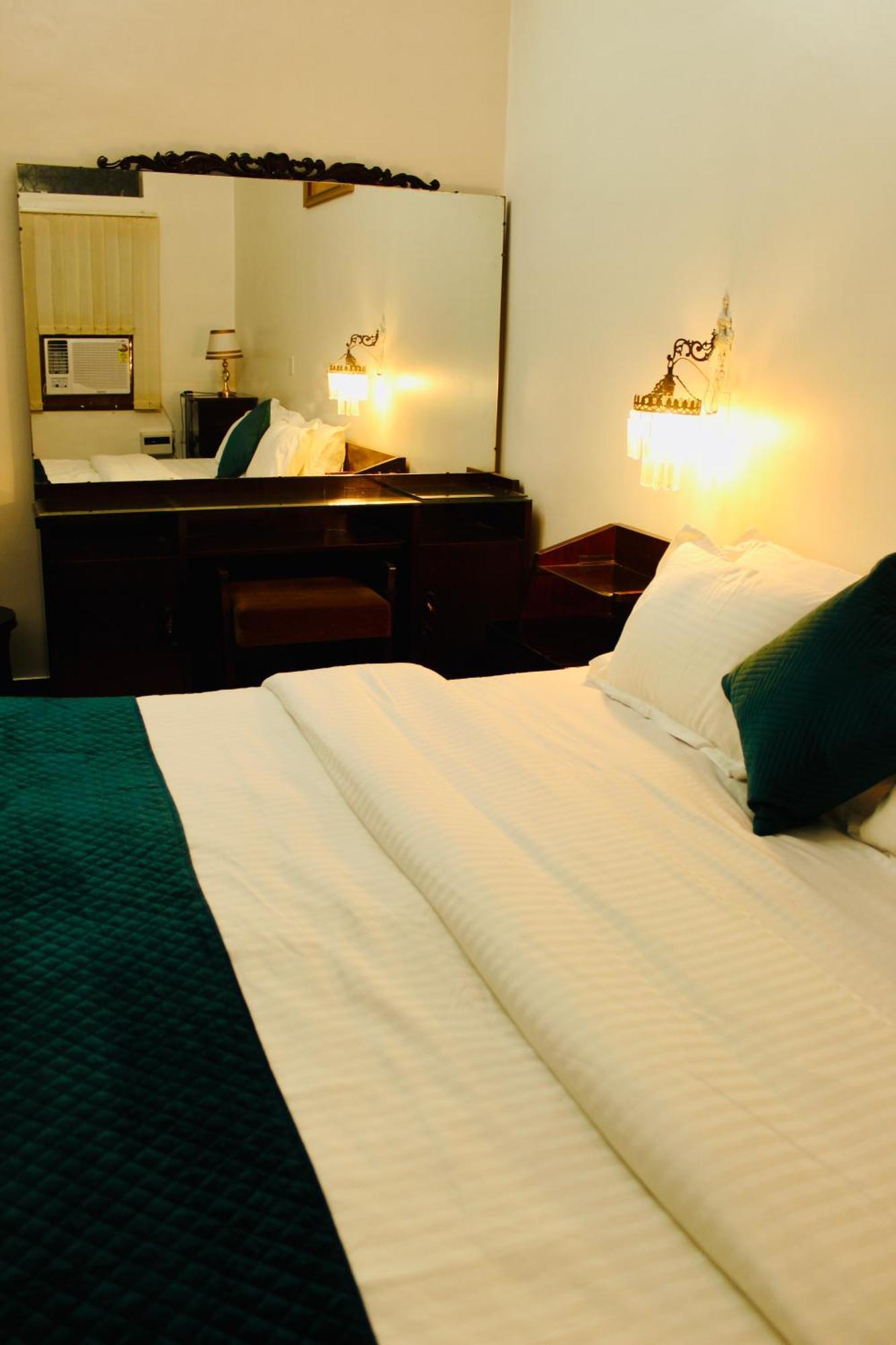 Aha Luxury - 3bhk With Garden & Parking Udaipur
