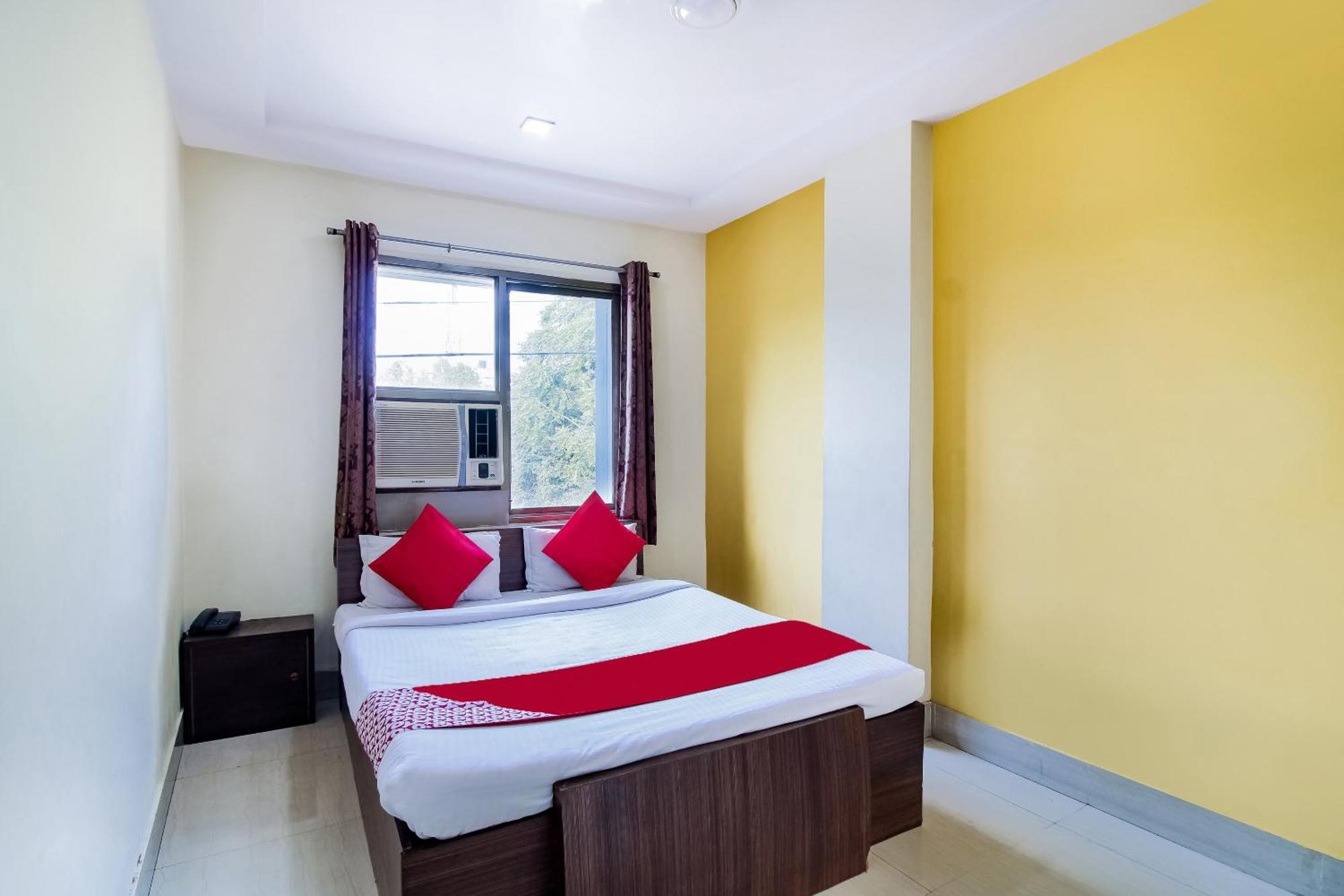 Hotel O Anupam