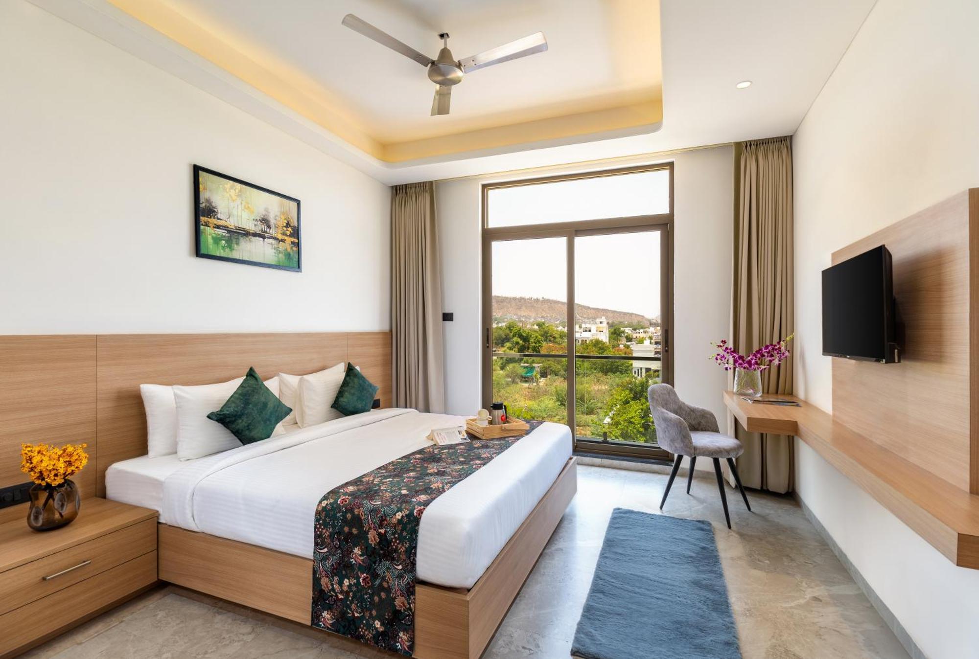 7 Rays Hotel Udaipur