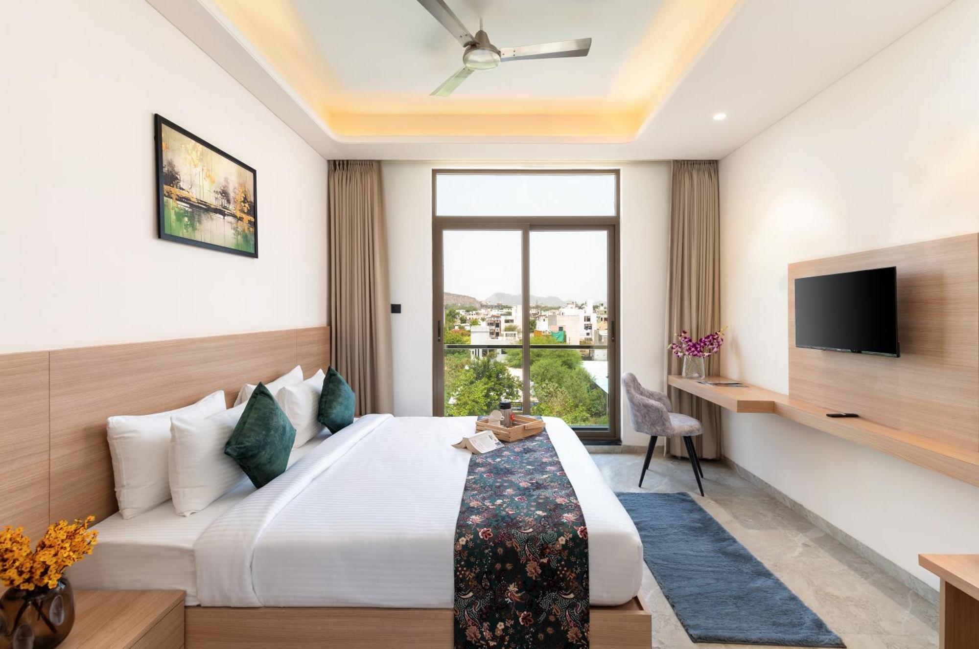 7 Rays Hotel Udaipur