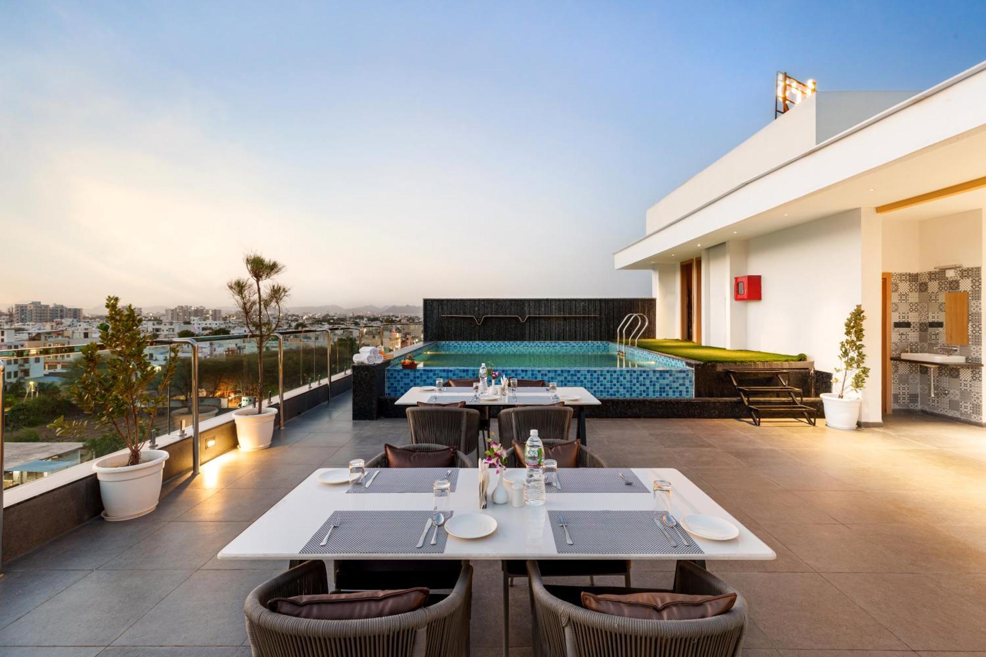 7 Rays Hotel Udaipur