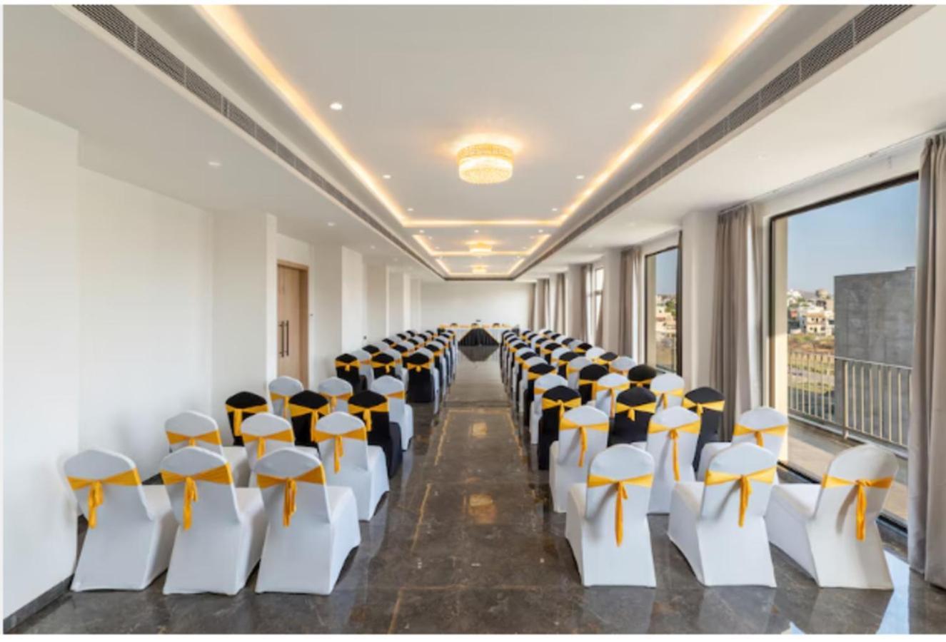 7 Rays Hotel 3*