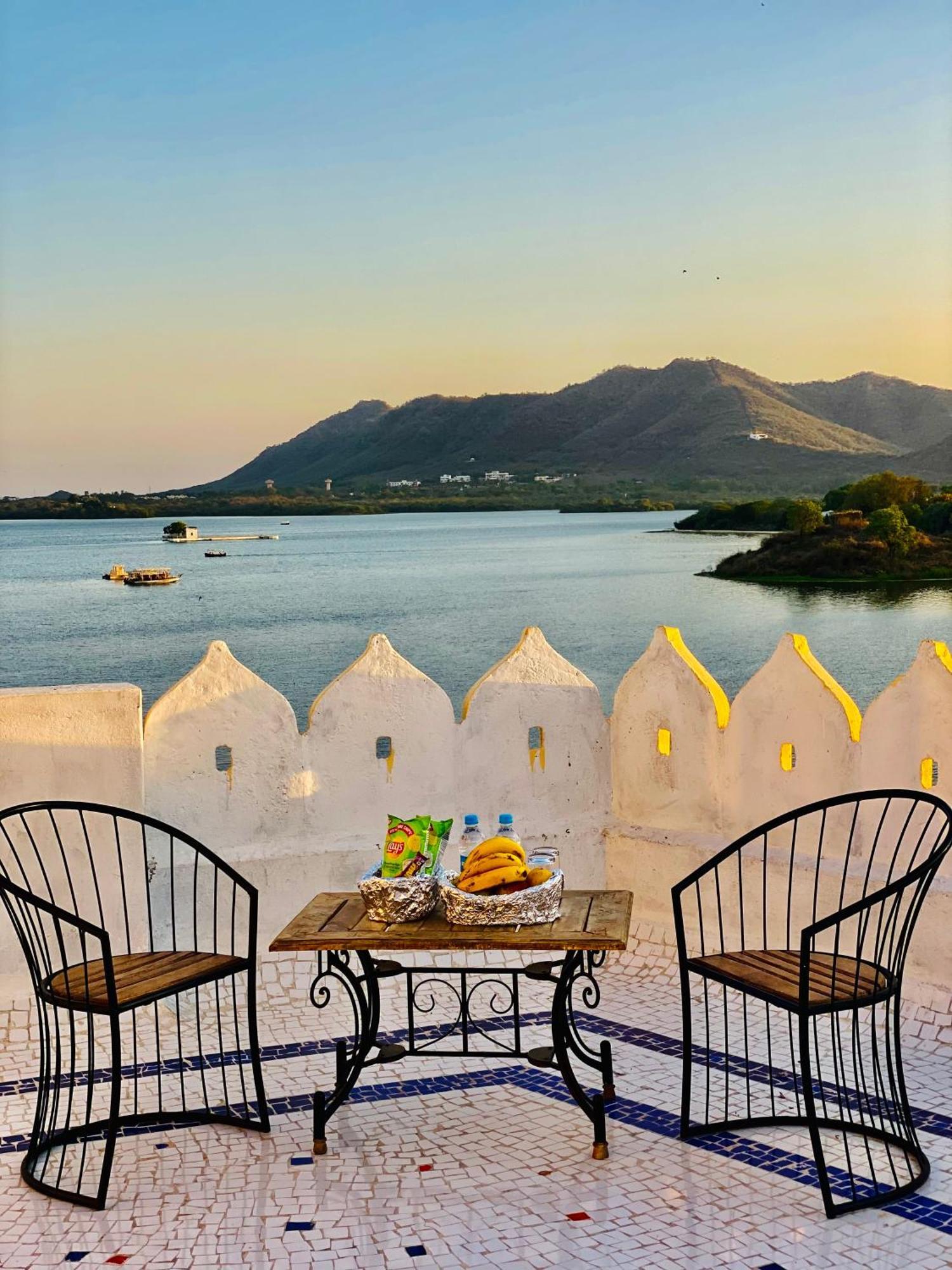 Hotel Vallabh A Facing Balcony 3*