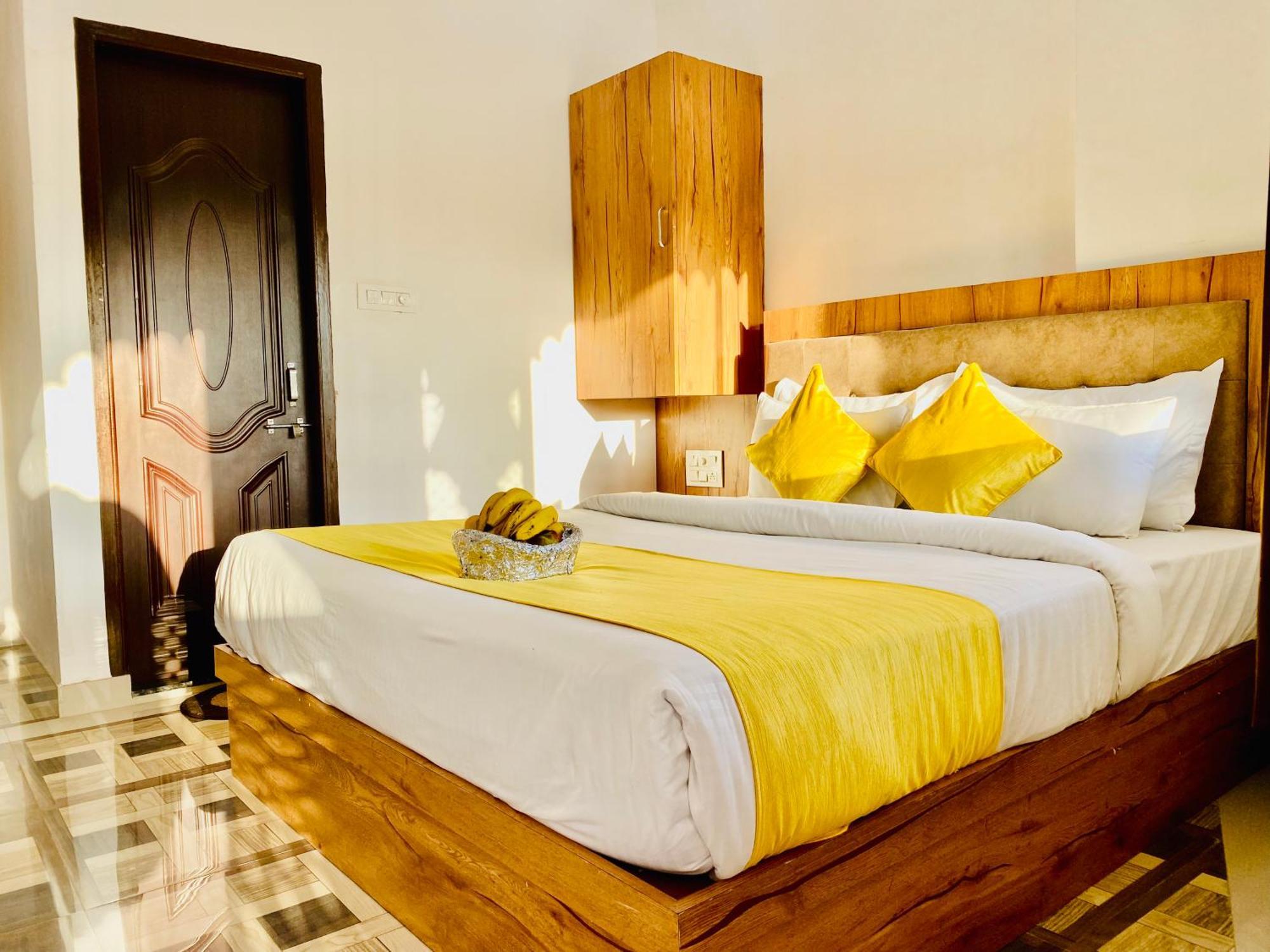 Vallabh A Facing Balcony Hotel Udaipur