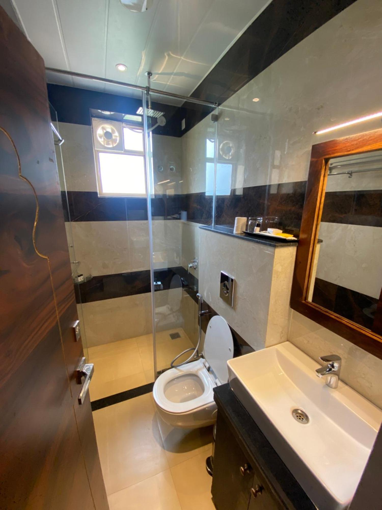 Hotel Tathastu Resort,