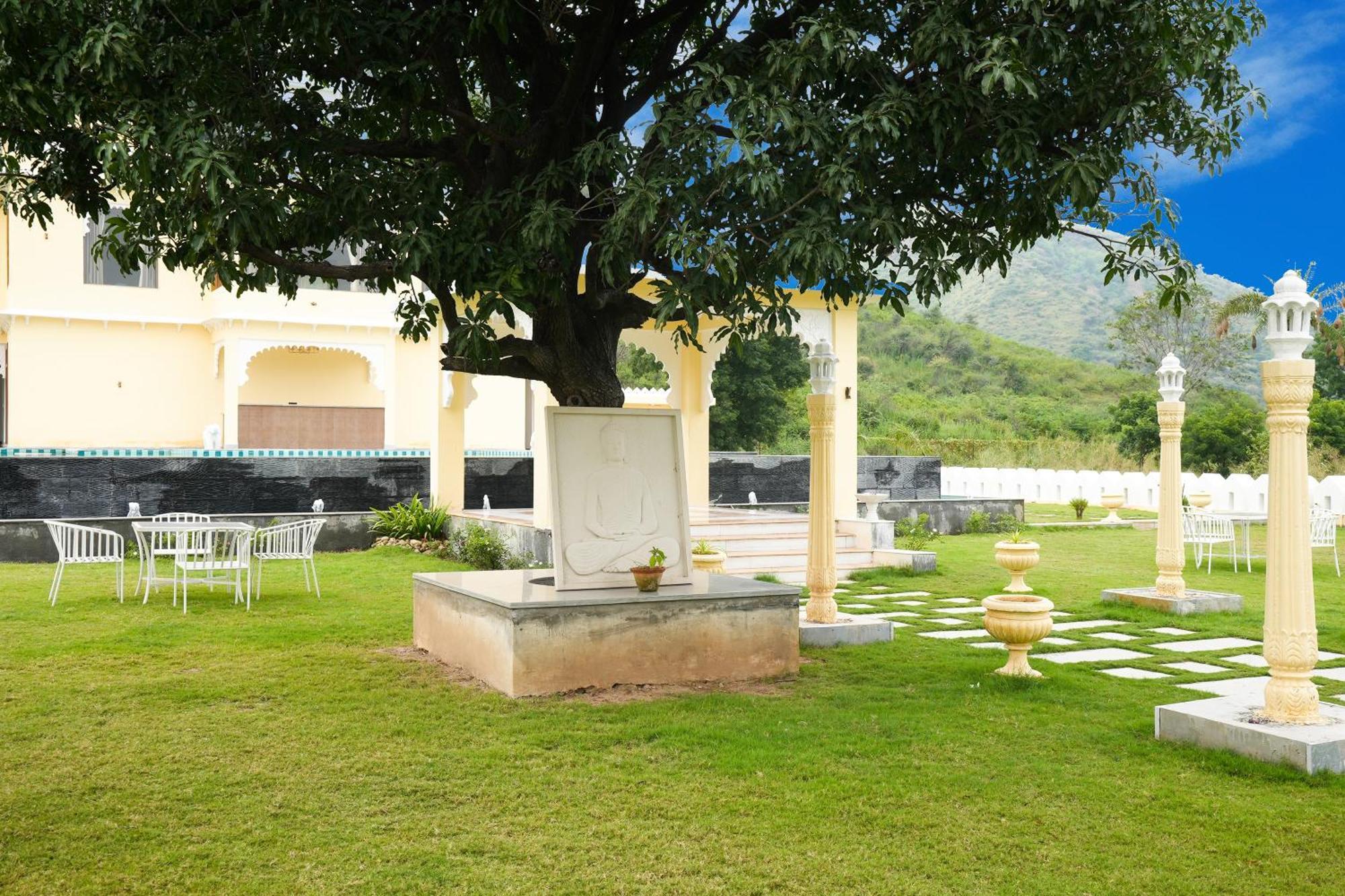 Resort Maangarh