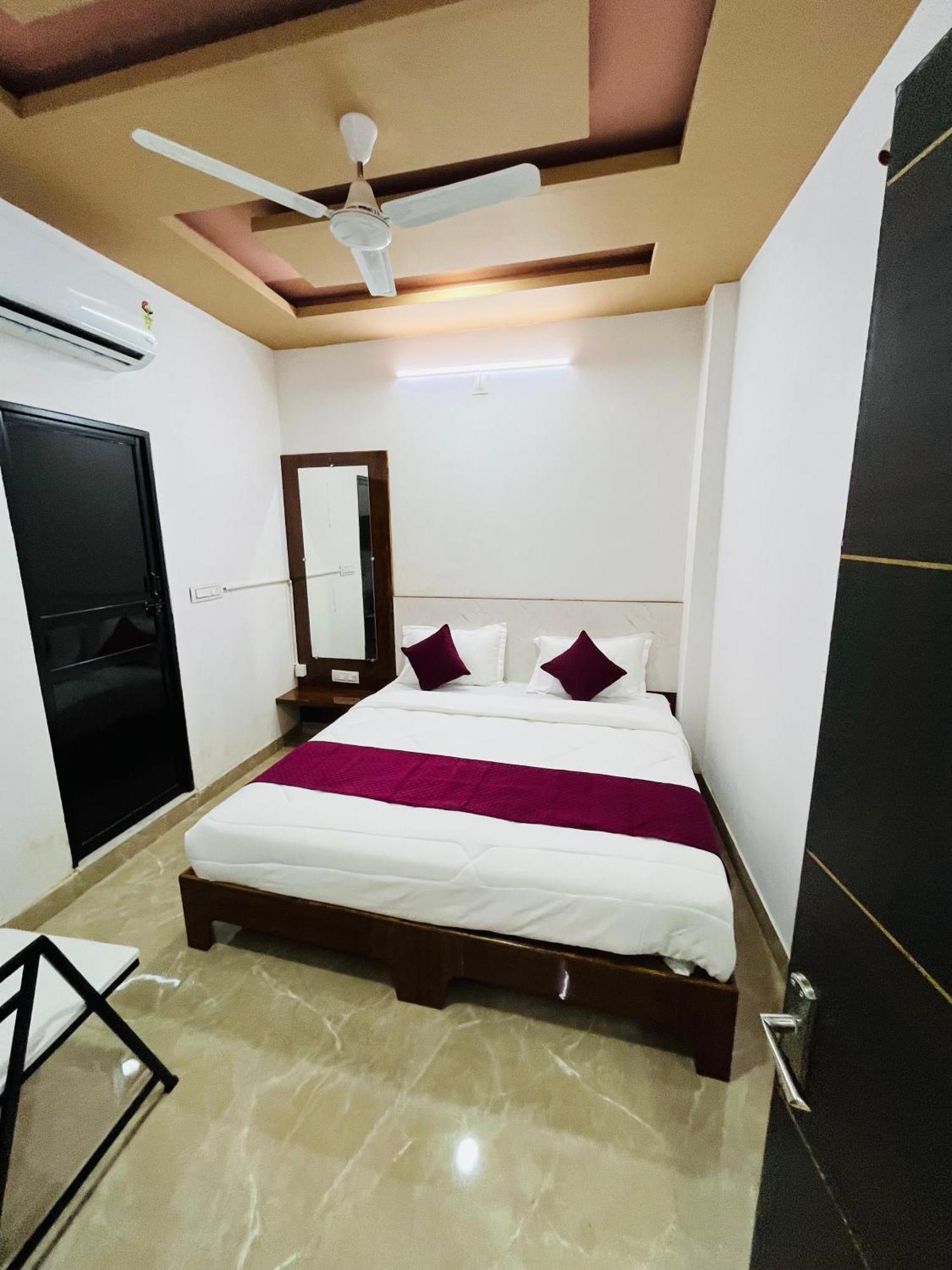 Suriya Hotel