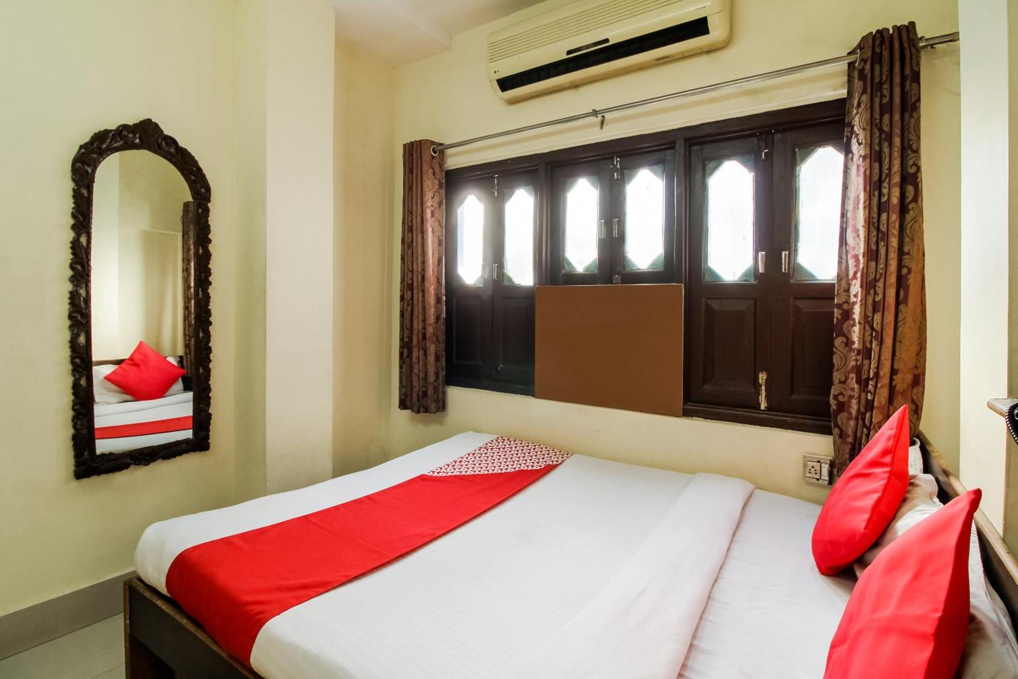 Hotel O Anupam 2*