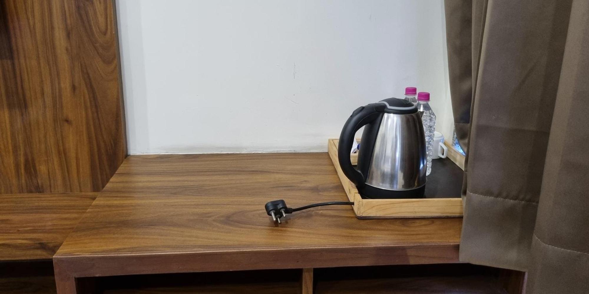 U Connect Near Rto Office, 3* Udaipur