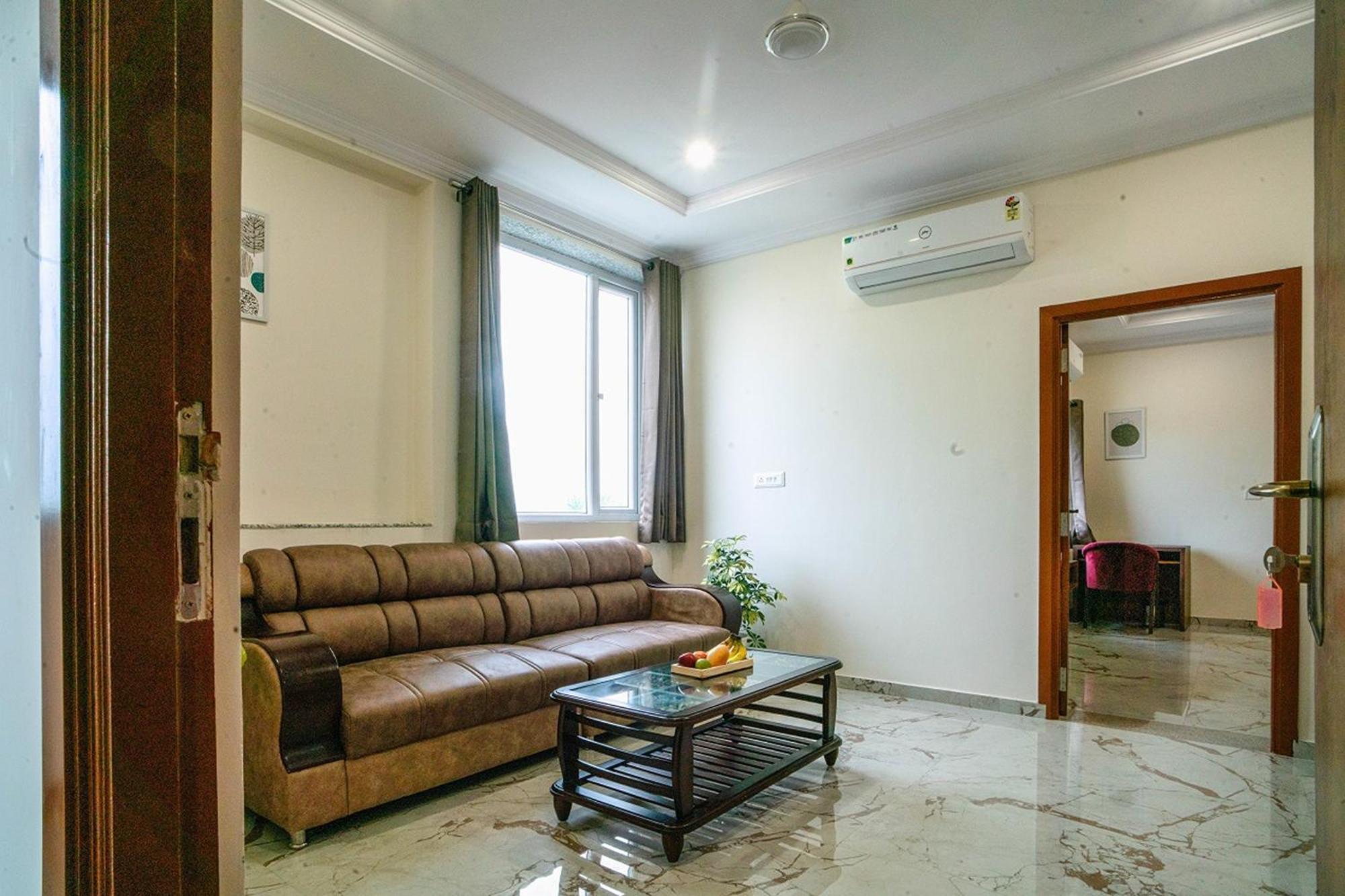 U Connect Near Rto Office, Hotel
