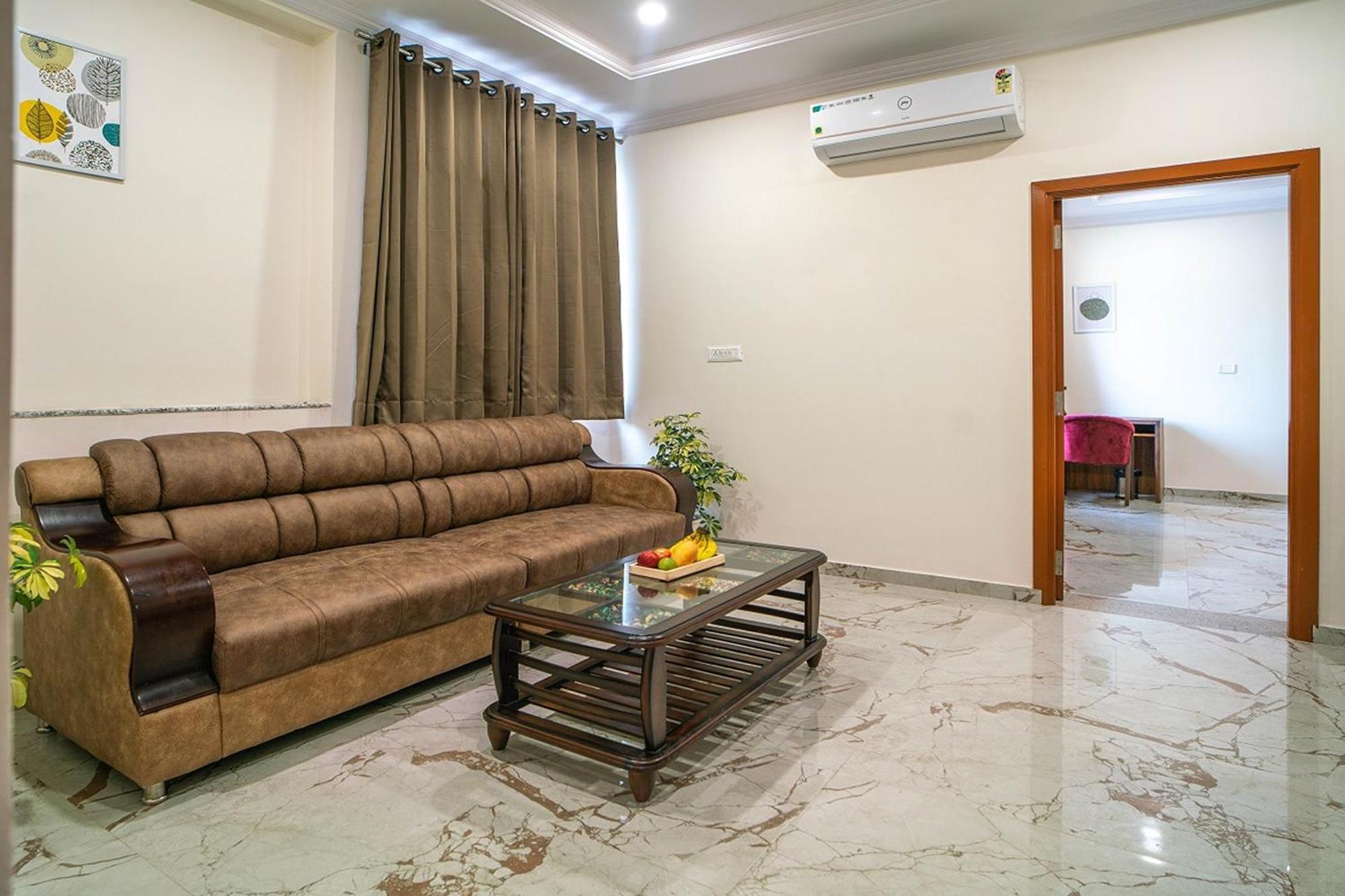 U Connect Near Rto Office, Hotel