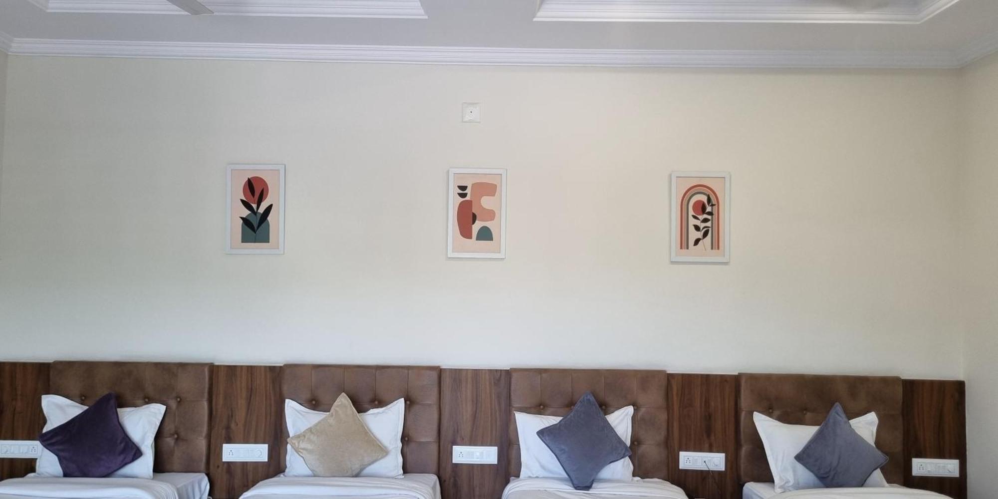 Hotel U Connect Near Rto Office, 3*