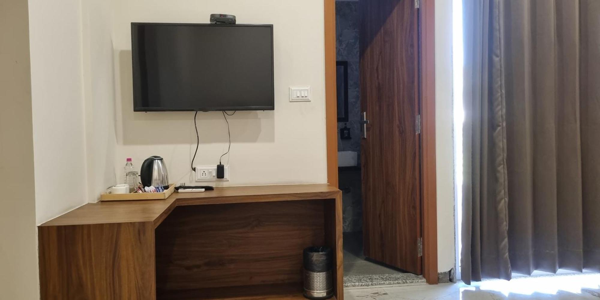 U Connect Near Rto Office, Hotel Udaipur