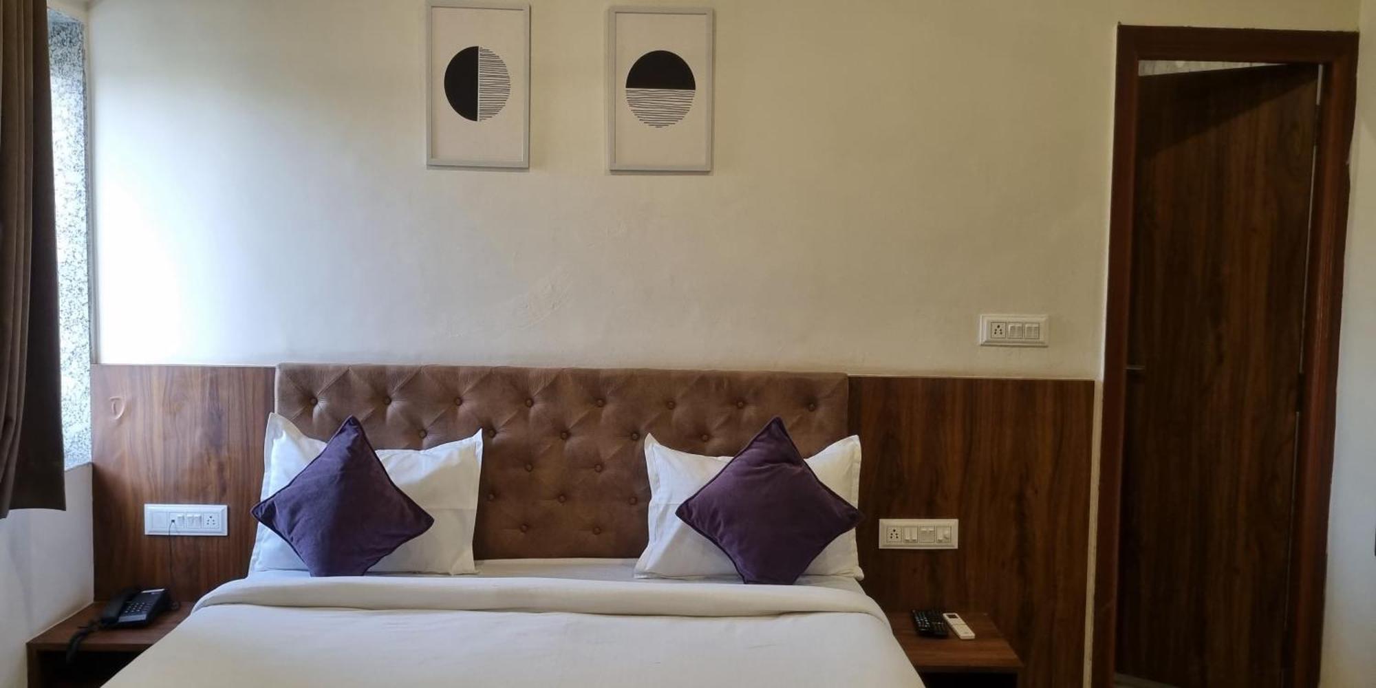 U Connect Near Rto Office, 3*