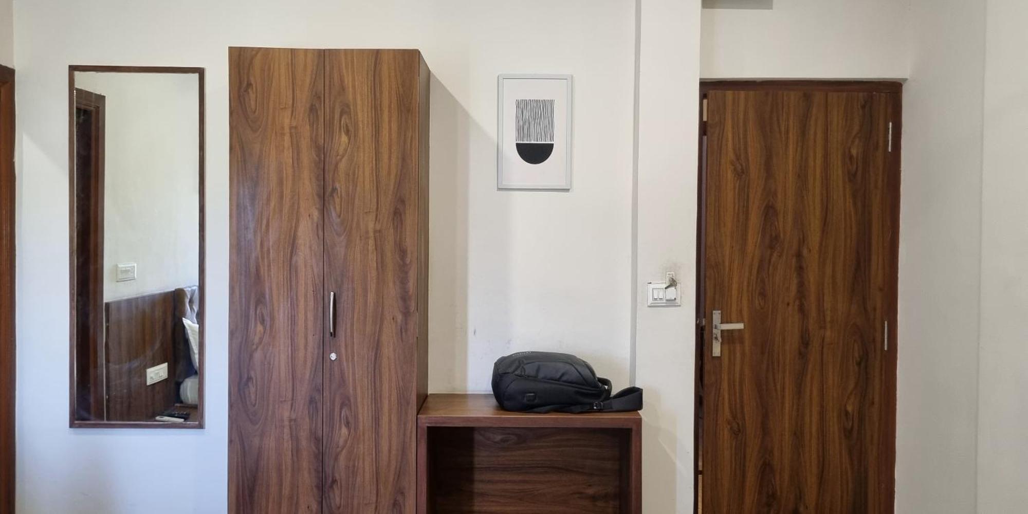 U Connect Near Rto Office, Hotel