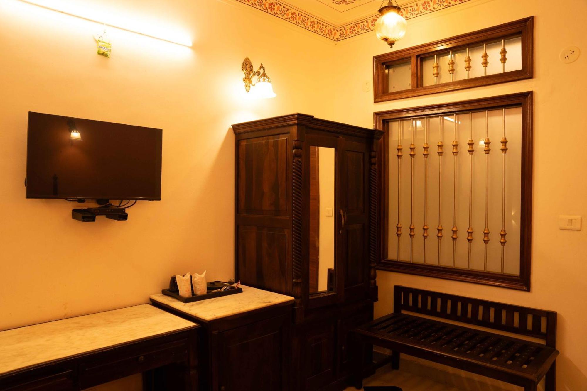 Hotel Karohi Udaipur