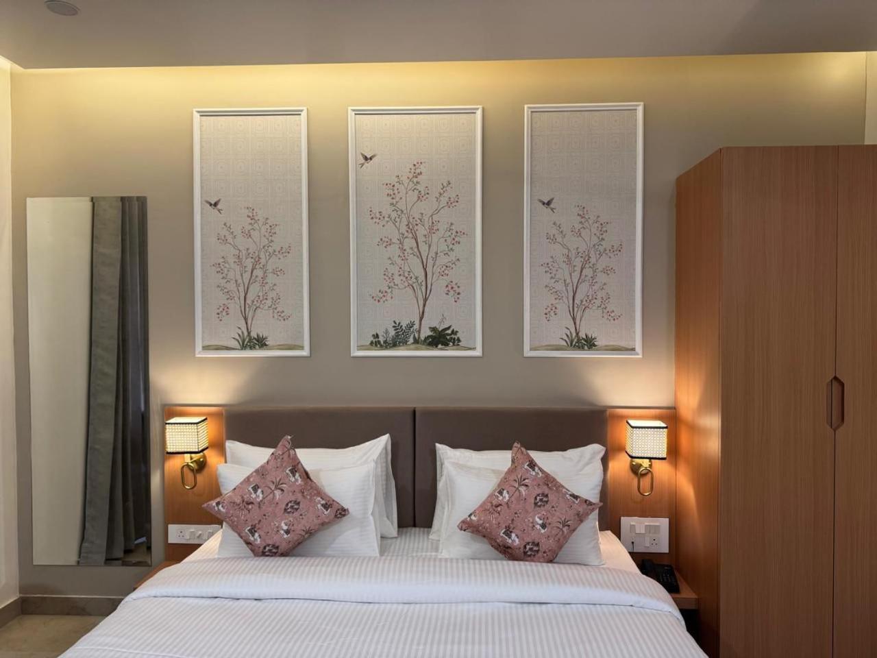 Hotel Aura By Arihant Udaipur